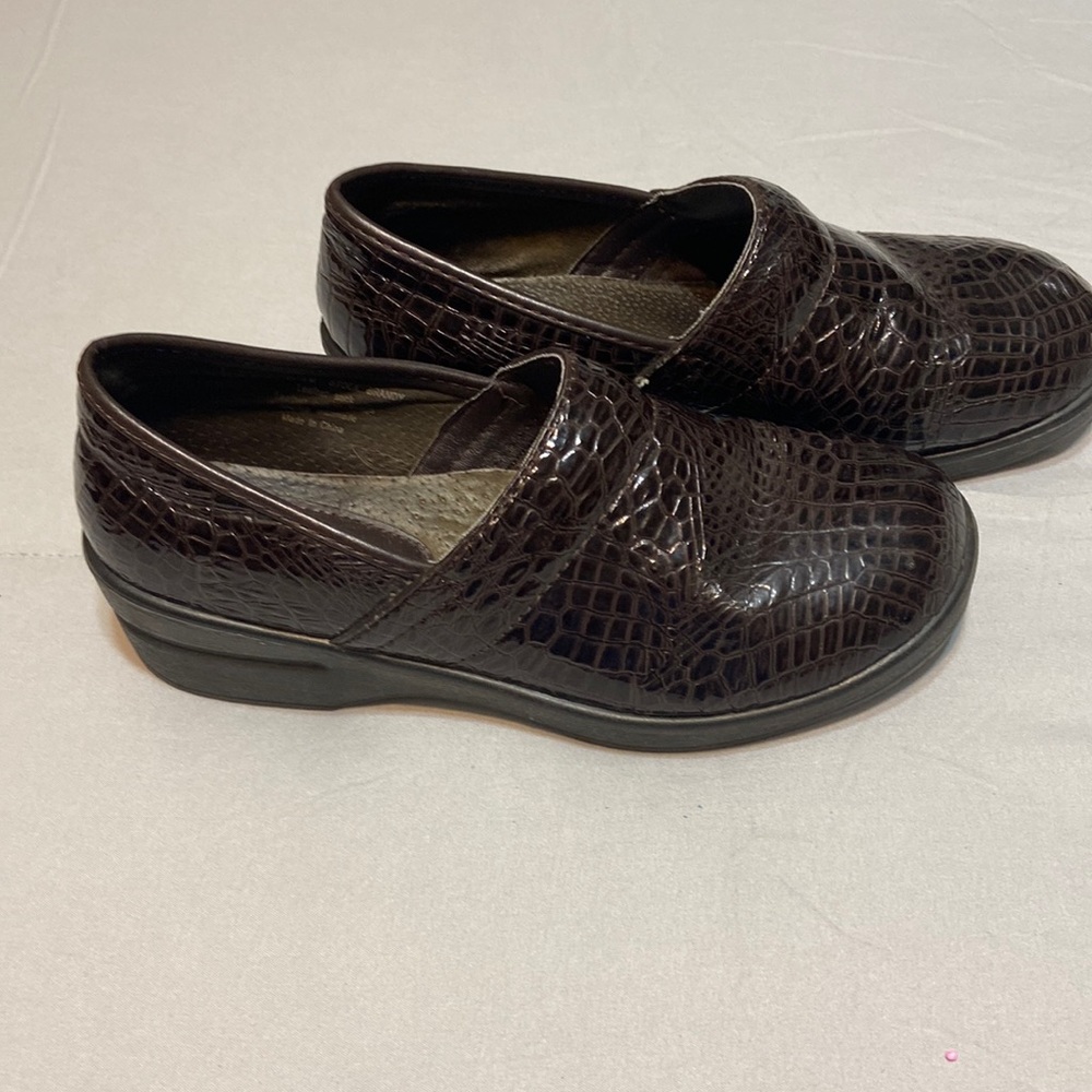 Ingaro Leather Clogs Size 6.5